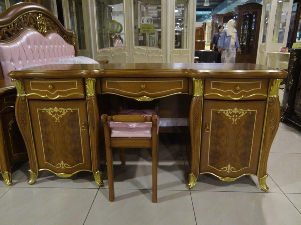 Спальный гарнитур "Романтика"