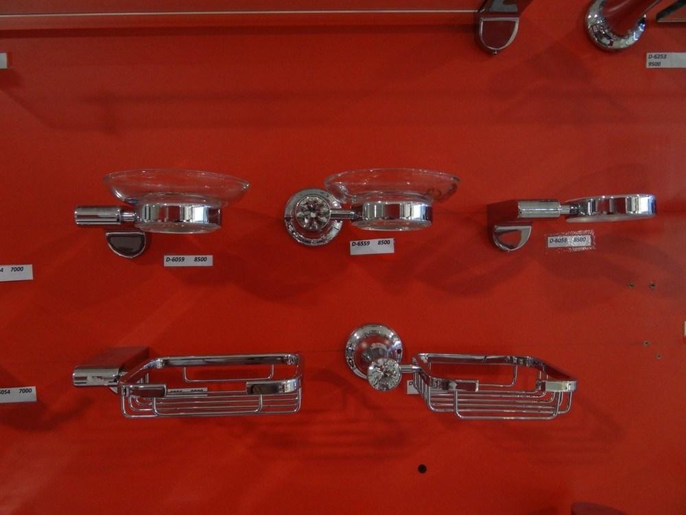 Аксессуары для ванной