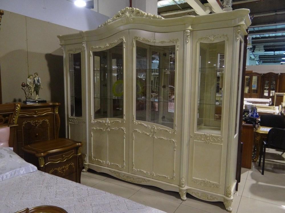 Сервант "Женова"